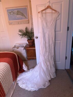 Sottero and Midgley Ivory Lace Mermaid Wedding Dress with Train